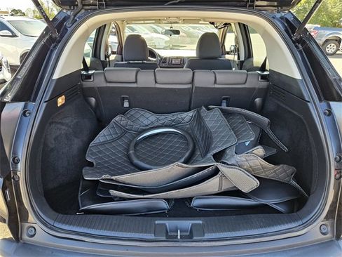 Used 2020 Honda HR-V LX image 12