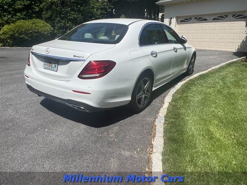 Used 2019 Mercedes-Benz E 300 4MATIC image 7