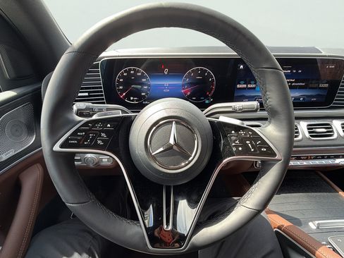 Certified 2026 Mercedes-Benz GLE 350 4MATIC image 11