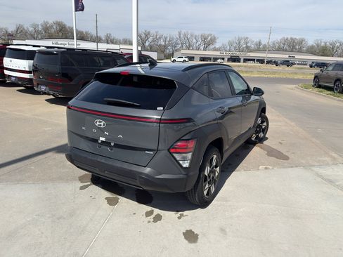 Certified 2025 Hyundai Kona SEL image 6