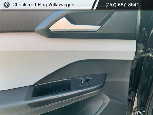 Used 2022 Volkswagen Taos S AWD/4WD image 24