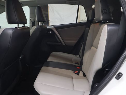 Used 2018 Toyota RAV4 Platinum FWD image 14