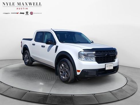 Used 2024 Ford Maverick XLT w/ XLT Luxury Package AWD/4WD image 2