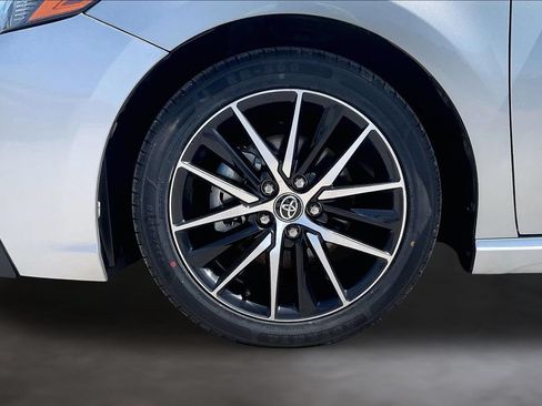 Used 2023 Toyota Camry SE FWD image 32