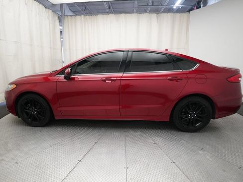 Used 2020 Ford Fusion SE w/ Equipment Group 151A FWD image 25