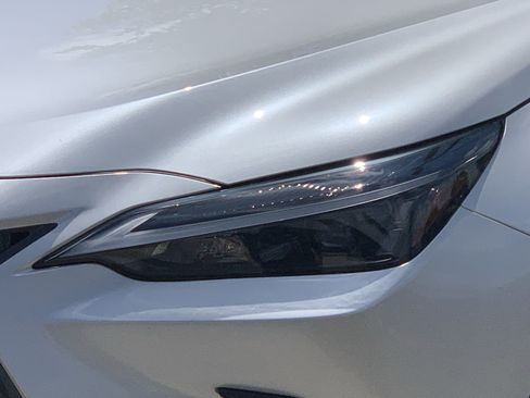 Used 2024 Lexus NX 250 FWD w/ Towing Package (2000 Lbs) image 6