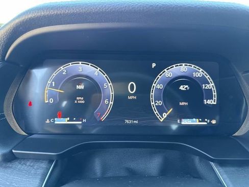 Used 2025 Jeep Grand Cherokee Limited w/ Trailer Tow Package image 29