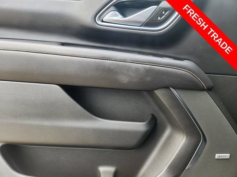 Used 2024 GMC Yukon AT4 w/ Technology Package AWD/4WD image 21