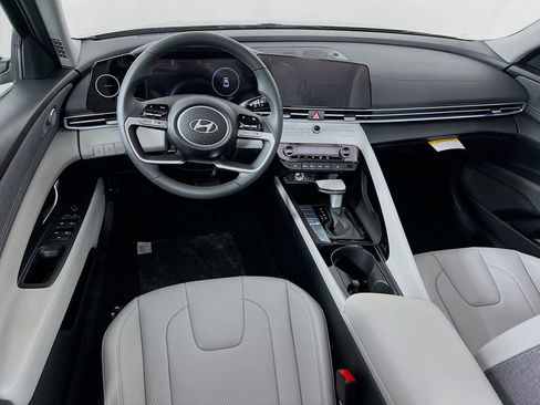 New 2026 Hyundai Elantra Limited image 21