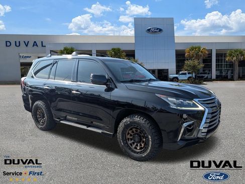 Used 2019 Lexus LX 570 4WD w/ Luxury Package image 1