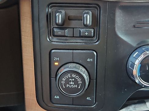 Used 2024 Ford F150 King Ranch w/ FX4 Off-Road Package AWD/4WD image 25