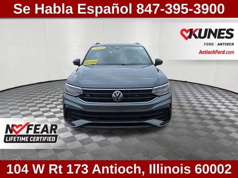 Used 2022 Volkswagen Tiguan SE R-Line image 2