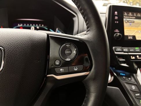 Used 2024 Honda Odyssey Elite image 17