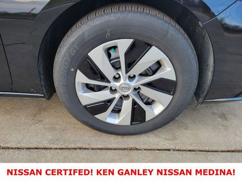 Certified 2025 Nissan Altima 2.5 S image 22