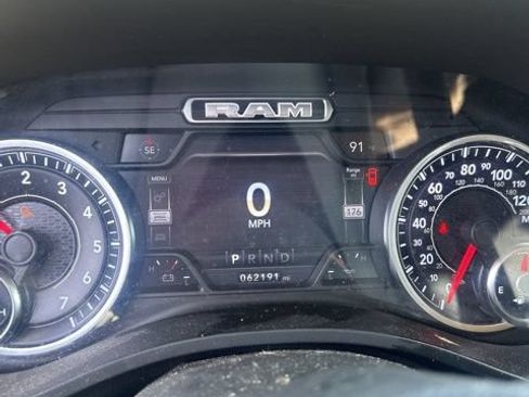 Used 2019 RAM 1500 Laramie AWD/4WD image 30