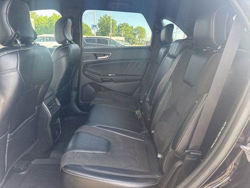 Used 2019 Ford Edge ST AWD/4WD image 4