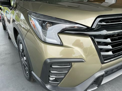 Certified 2024 Subaru Ascent Onyx Edition Limited w/ Popular Package Onyx AWD/4WD image 28