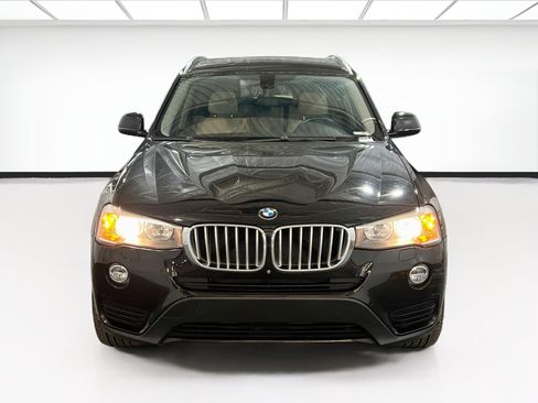 Used 2017 BMW X3 sDrive28i RWD image 2