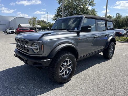 Used 2024 Ford Bronco Badlands AWD/4WD image 8
