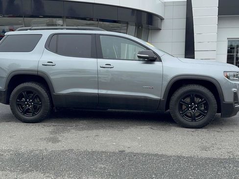 Used 2023 GMC Acadia AT4 w/ Technology Package AWD/4WD image 4