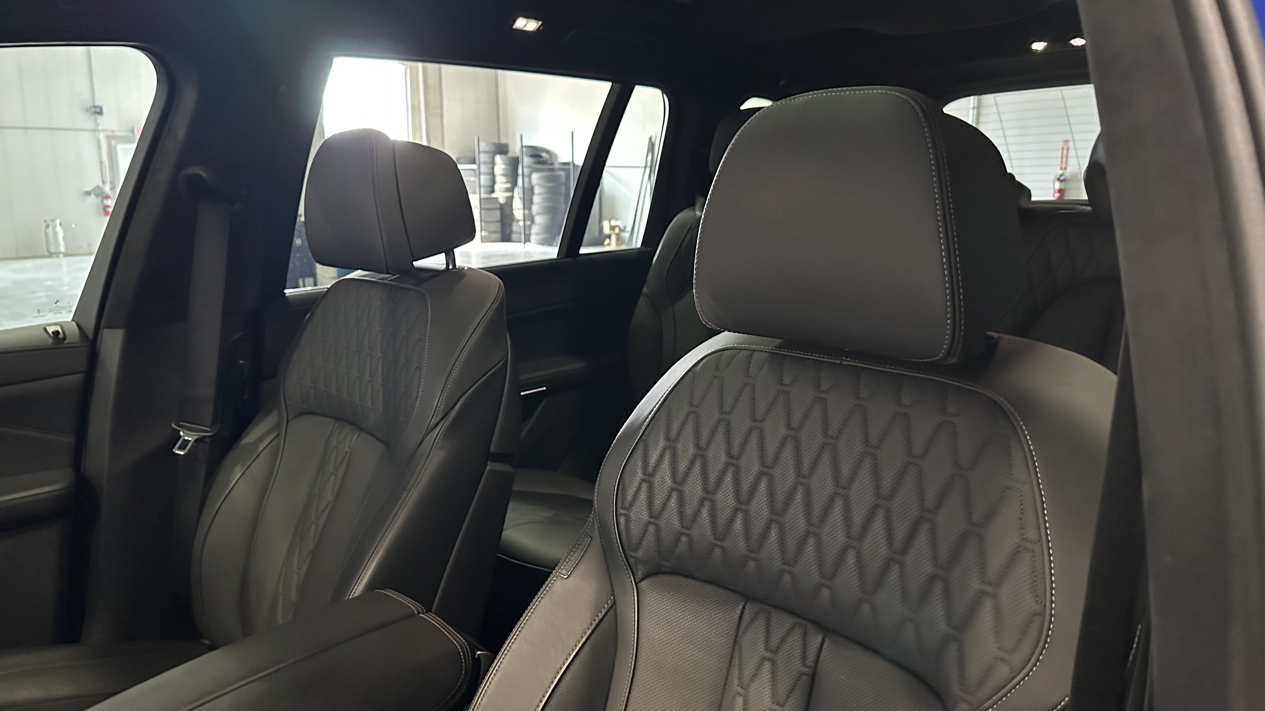 Certified 2024 BMW X7 M60i w/ Executive Package AWD/4WD image 18
