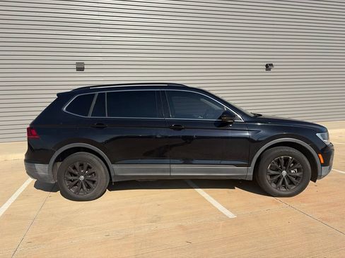 Used 2019 Volkswagen Tiguan S FWD image 2