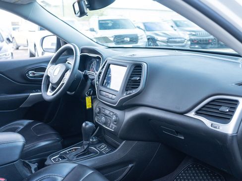 Used 2022 Jeep Cherokee Latitude image 20