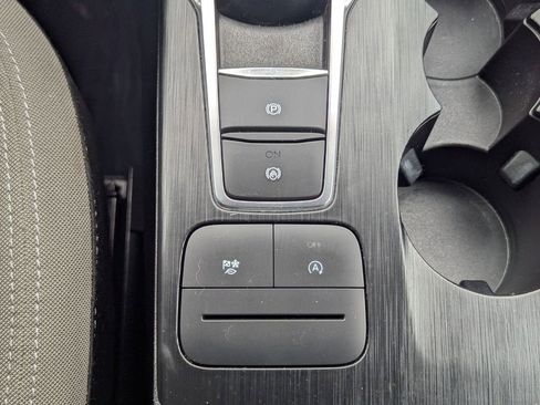 Used 2022 Ford Escape SE w/ Convenience Package FWD image 20