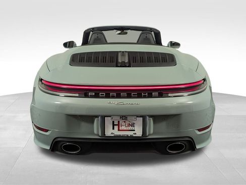 Used 2025 Porsche 911 Carrera image 29