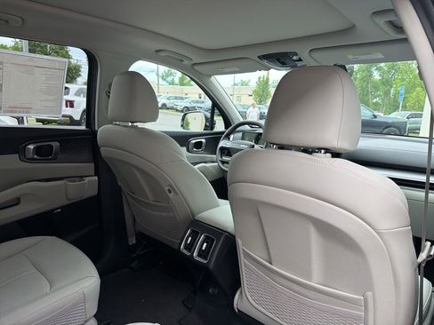 New 2026 Kia Sorento EX AWD/4WD image 14