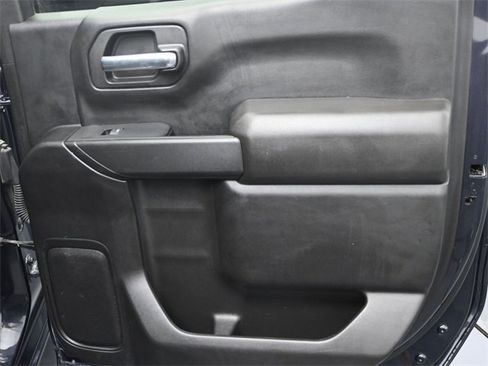 Used 2022 Chevrolet Silverado 1500 Custom image 27