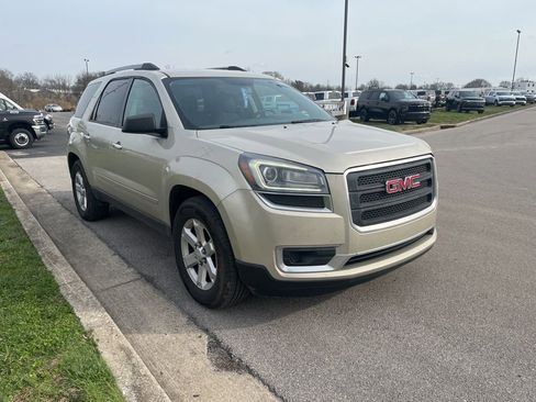 Used 2014 GMC Acadia SLE image 2