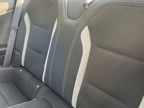 Used 2017 Chevrolet Camaro LT RWD image 7