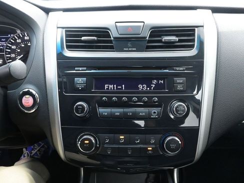 Used 2015 Nissan Altima 2.5 S w/ Power Driver Seat Package image 11