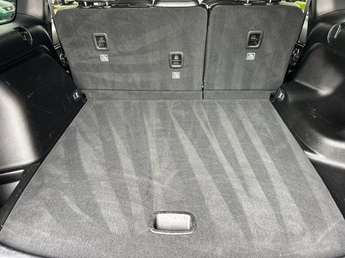 Used 2023 Jeep Grand Cherokee Altitude image 14