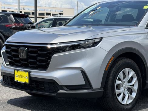 Used 2024 Honda CR-V LX image 8