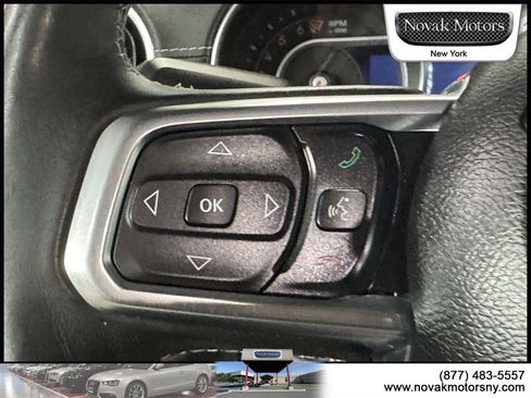 Used 2019 Jeep Wrangler Unlimited Sahara w/ Quick Order Package 24M Moab image 16