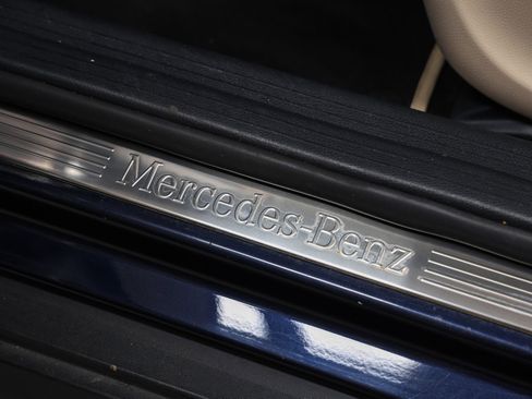 Used 2019 Mercedes-Benz GLA 250 4MATIC image 25