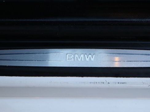 Used 2017 BMW 330i xDrive Wagon image 28