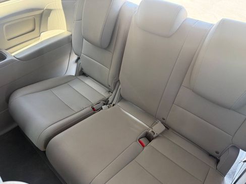 Used 2016 Honda Odyssey EX-L image 16