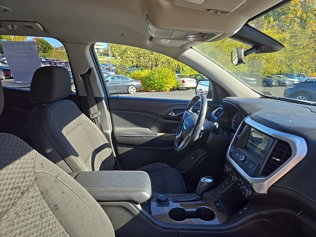 Used 2018 GMC Acadia SLE w/ LPO, Floor Liner Package AWD/4WD image 35