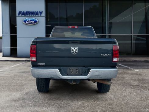 Used 2014 RAM 2500 Tradesman w/ Chrome Appearance Group image 5