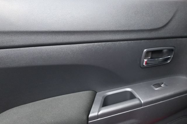 Used 2024 Mitsubishi Outlander Sport ES AWD/4WD image 9