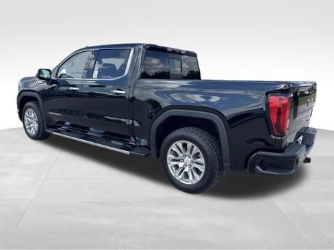 Certified 2023 GMC Sierra 1500 Denali w/ Technology Package AWD/4WD image 3