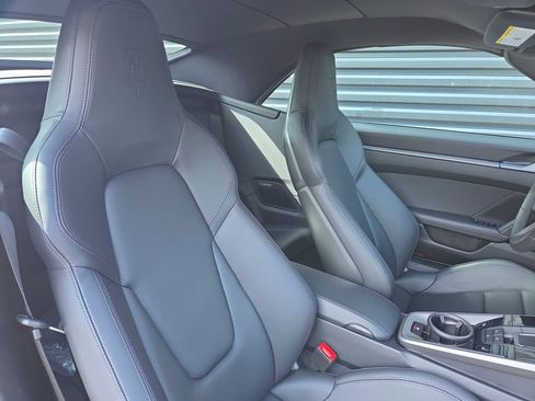 Certified 2025 Porsche 911 Carrera image 19