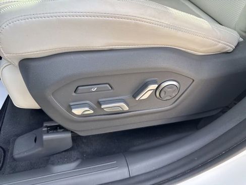 Used 2024 Hyundai Santa Fe Calligraphy image 11