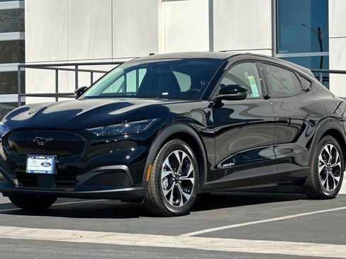 New 2026 Ford Mustang Mach-E Select image 7