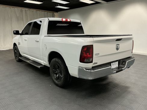 Used 2021 RAM 1500 Classic SLT AWD/4WD image 3