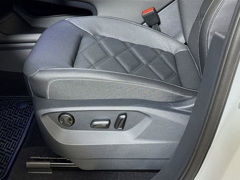 New 2026 Volkswagen Atlas SE image 16