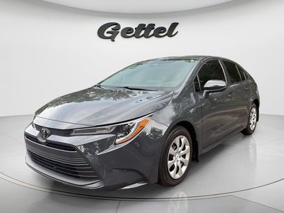 Used 2025 Toyota Corolla LE
